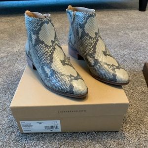 Lucky brand booties chinchilla slither NWT
